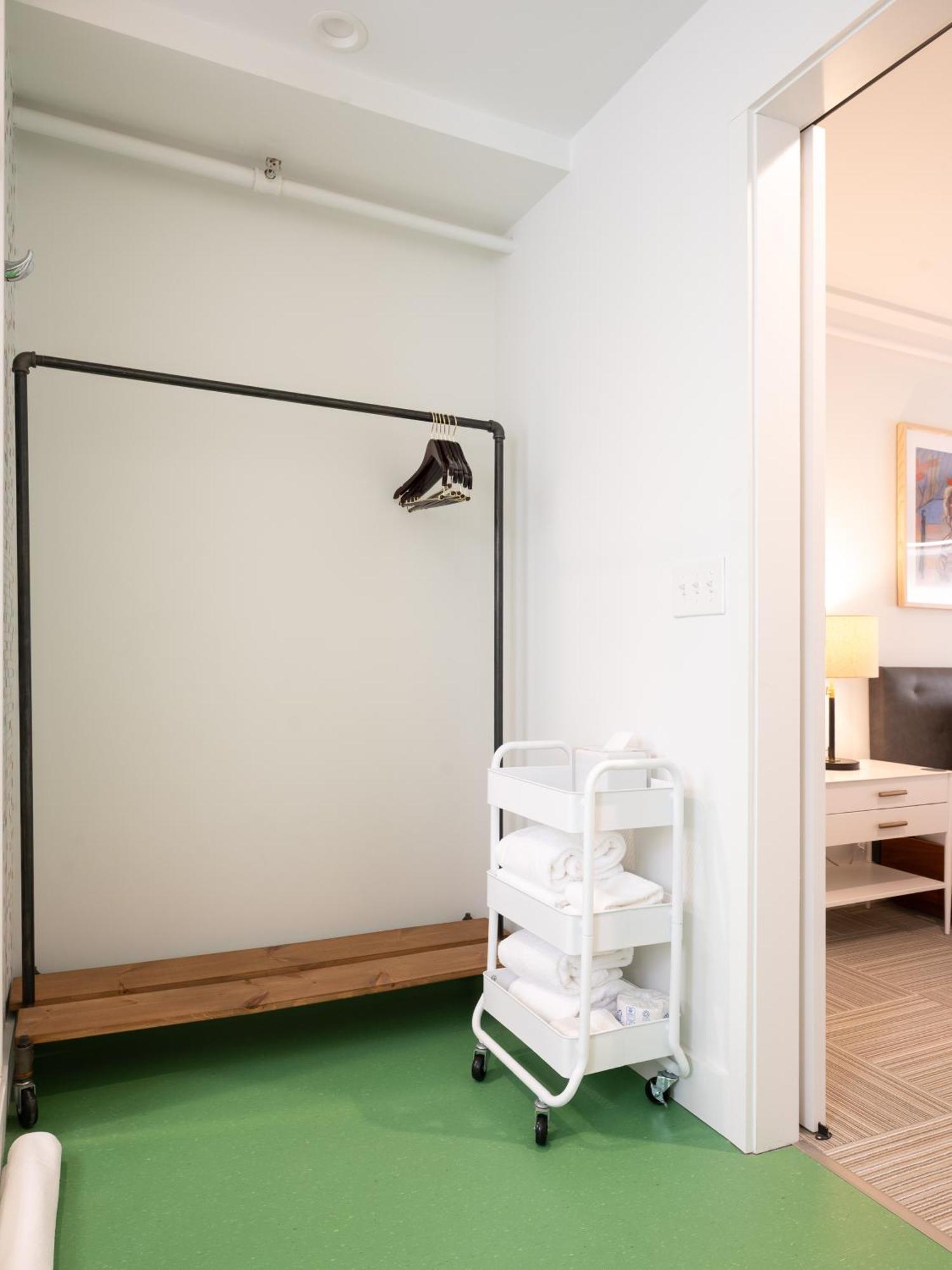 Little Mod Hotel At The University Charlottesville Eksteriør bilde